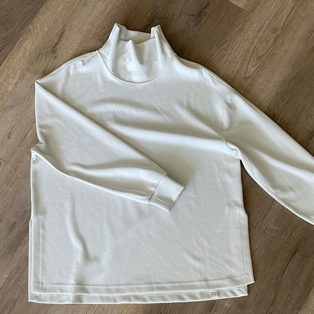 Softstreme Funnel-Neck Long Pullover